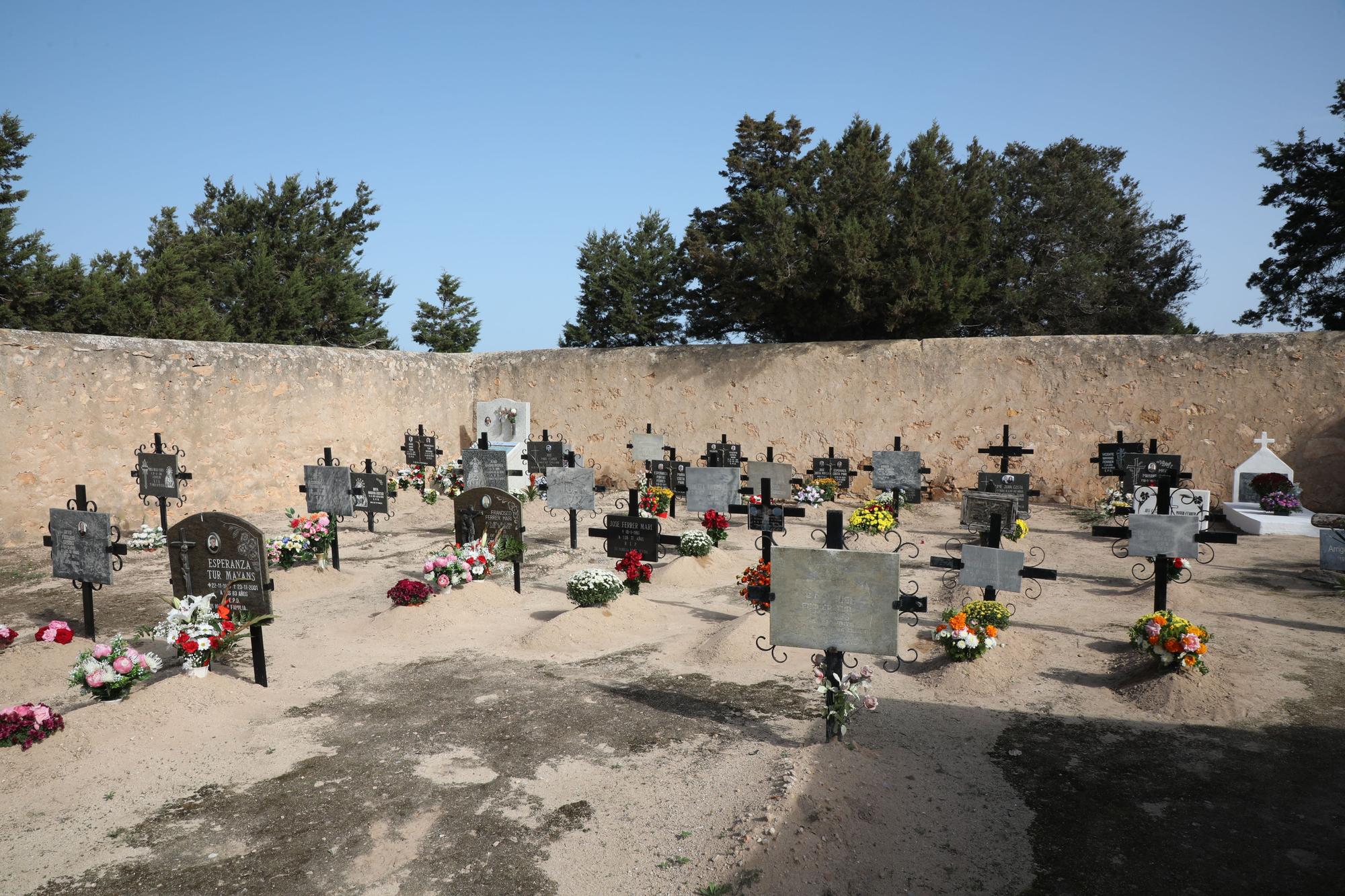 Cementerios de Formentera.