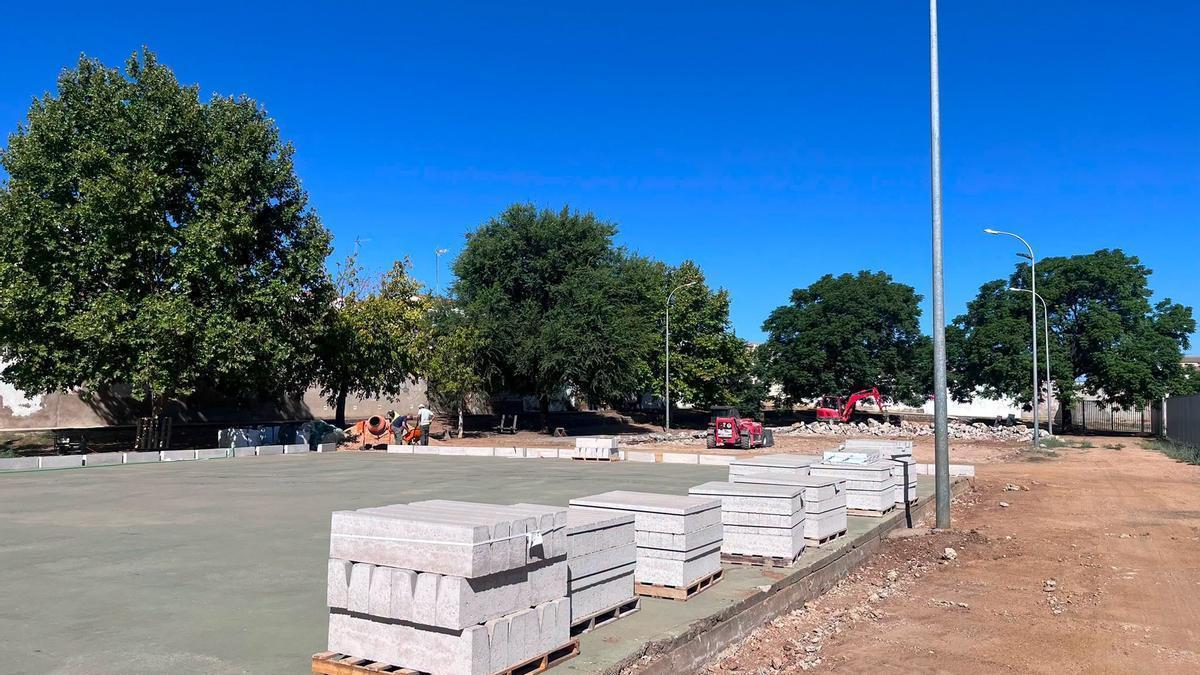 Zona de la pista multideportiva en el inicio de las obras.