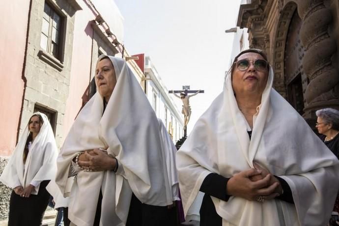 19.04.19. Las Palmas de Gran Canaria. SEMANA SANTA. Procesión de Las Mantillas en Vegueta.  Foto Quique Curbelo  | 19/04/2019 | Fotógrafo: Quique Curbelo