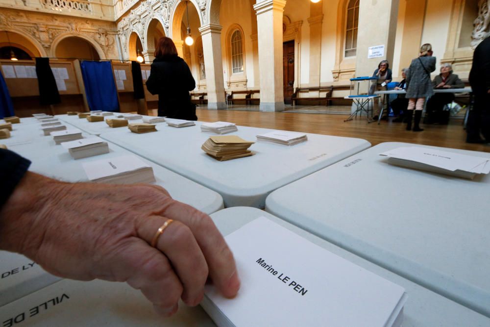 Francia decide en las urnas el futuro de Europa