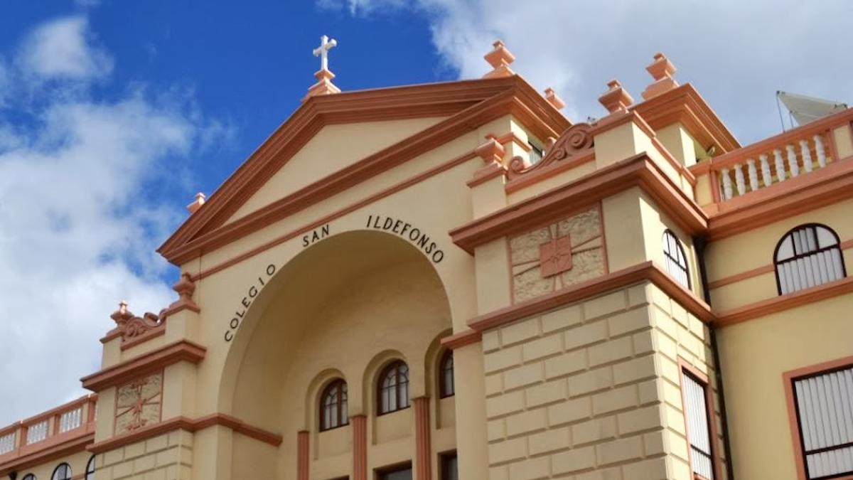 Fachada del Colegio La Salle San Ildefonso de Santa Cruz de Tenerife.