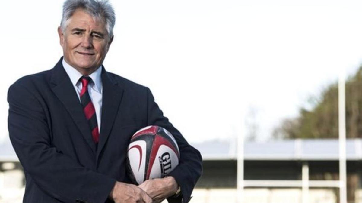Andy Irvine, en una imagen como presidente de la Federación Escocesa de Rugby (SRU)