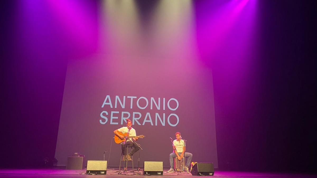 Antonio Serrano gana la modalidad &#039;Canción de autor&#039; del CreaMucia