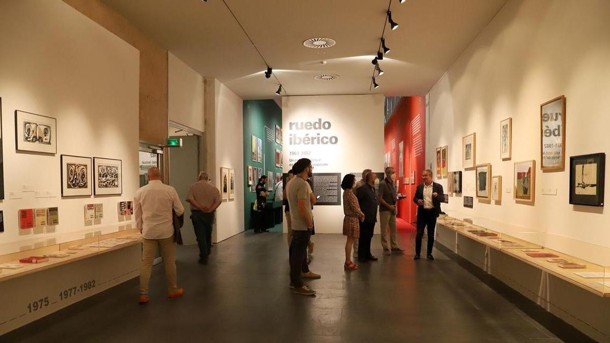 La exposición sobre Ruedo Ibérico en el MuVIM.