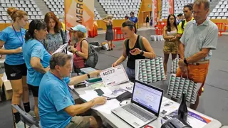 Tres mil persones es reuneixen a Girona per «pensar i córrer»