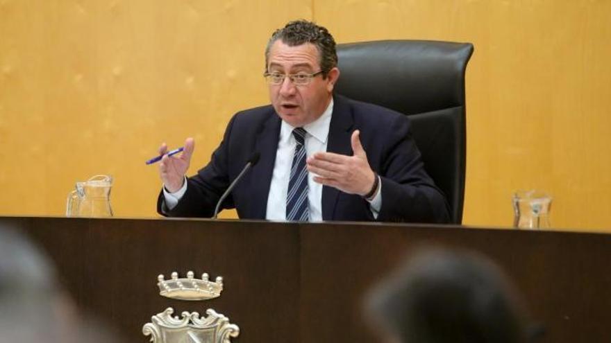 Toni Pérez, alcalde de Benidorm: &quot;La detención de Zaplana ha sido un mazazo&quot;