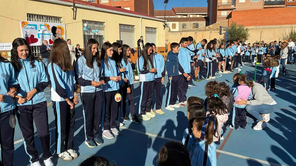 El colegio de San Vicente de Paúl de Benavente celebra su fiesta con una jornada de convivencia