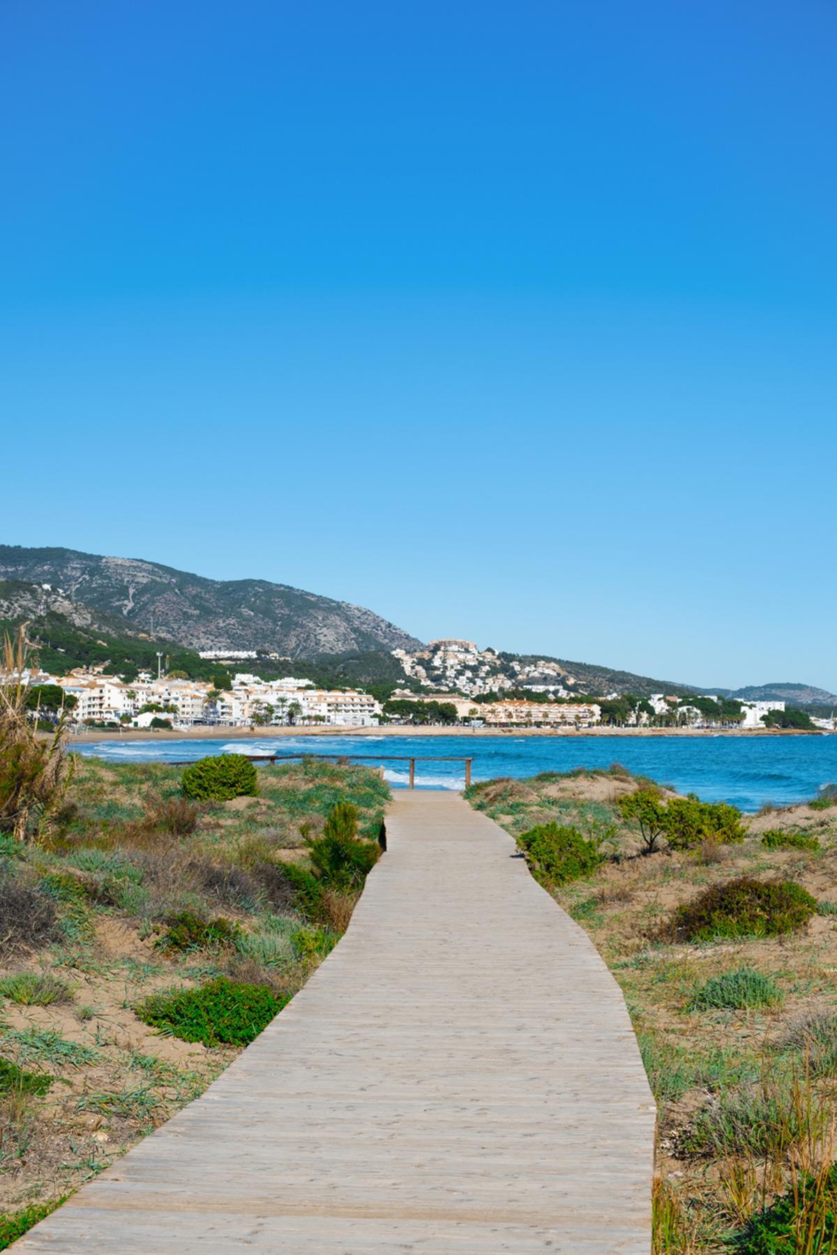 Ponemos rumbo a un paraíso mediterráneo con algunas de las playas más bonitas de España