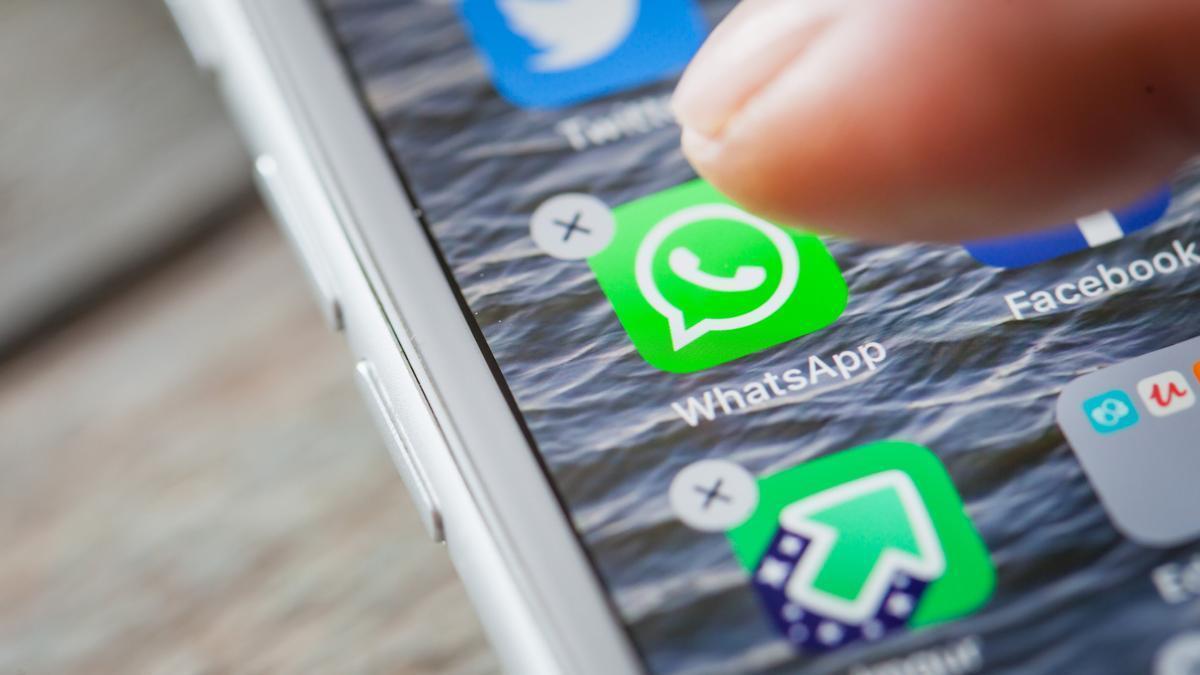 El WhatsApp Gold no está disponible en tiendas oficiales.