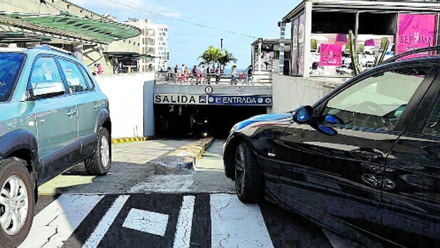 Santa Cruz autoriza a El Corte Inglés la gestión del ‘parking’ durante dos años más