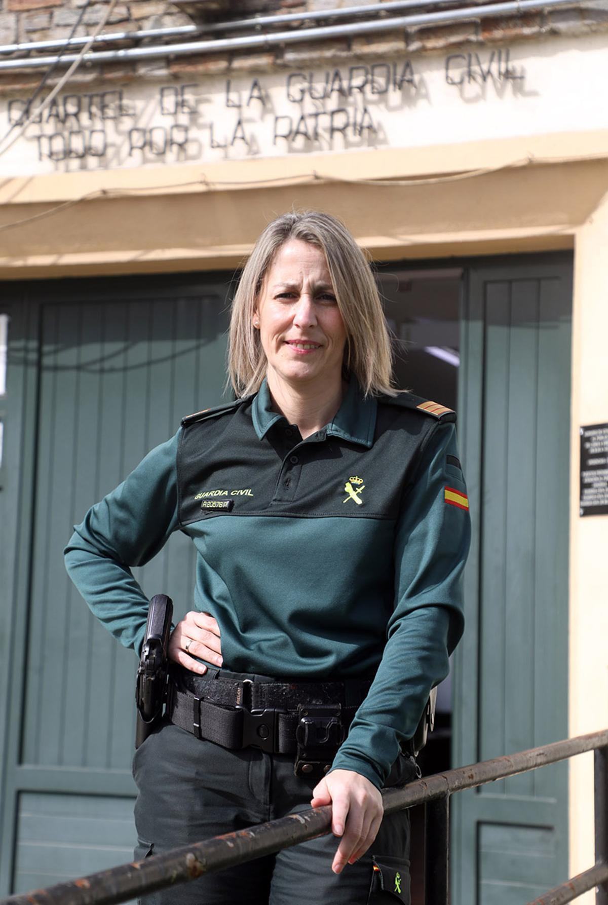 Almudena Fernández, comandante del puesto de Padrón.