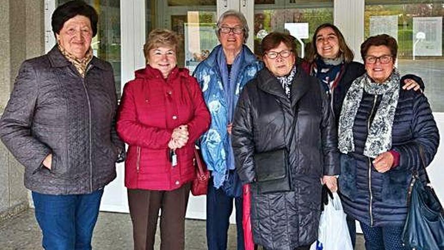 Mulleres dos obradoiros de memoria dan clase