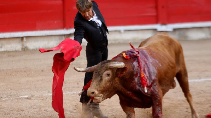 Manuel Díaz &quot;El Cordobés&quot; se lleva dos orejas en la vuelta de los festejos taurinos a Baleares