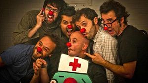 Love Of Lesbian interpreta ’Un día en el parque’ dins de la campanya ’Músics amb nassos’.