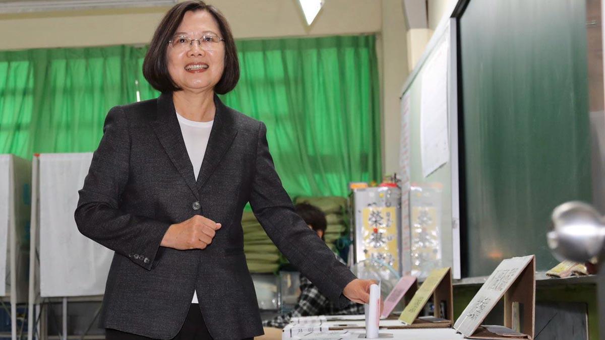 La presidenta de Taiwán, Tsai Ing-wen, obtuvo hoy un claro triunfo en las elecciones presidenciales del país