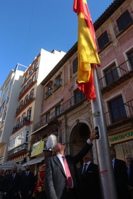 El alcalde Francisco de la Torre ha inaugurado la ceremonia "en un día especial", el 40 aniversario del texto constitucional