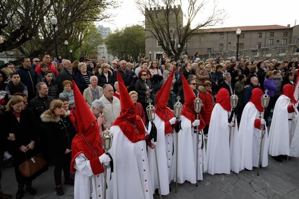 Procesión del Viernes Santo en Gijón