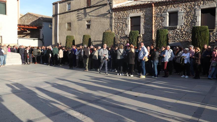 Més de 200 persones condemnen el crim de Bellcaire d&#039;Empordà: &quot;Cal erradicar el patriarcat&quot;