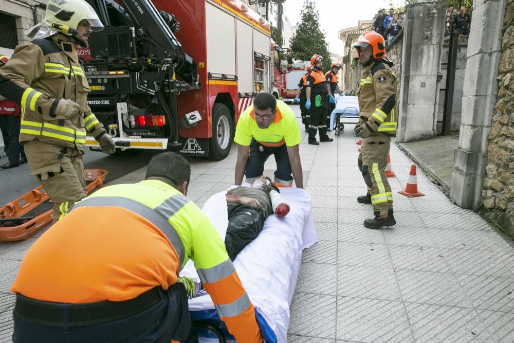 Simulacro en el Instituto Alfonso II de Oviedo