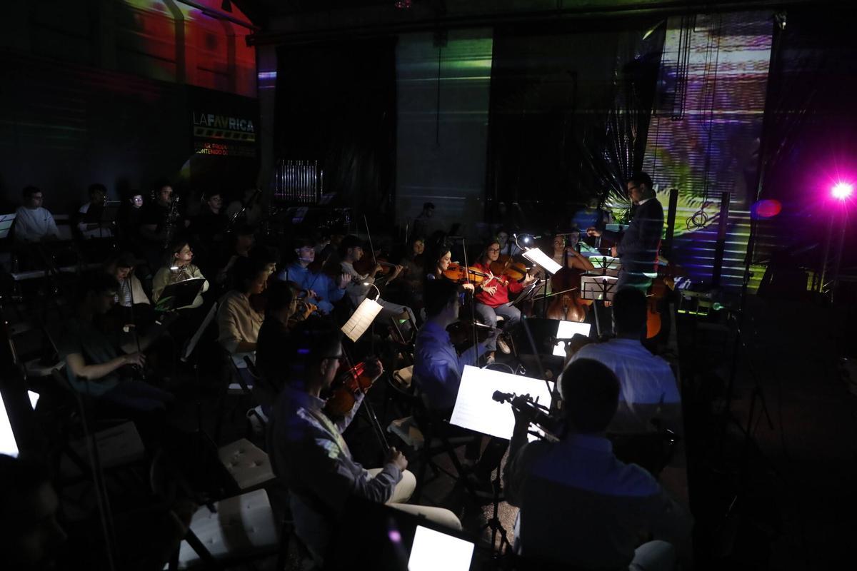 Oviedo. LA FAVRICA. Presentación y ensayo del concierto de banas sonoras del encuentro LA FAVrica, en el marco de la capitalidad Cultural Oviedo. LA FAVRICA. Presentación y ensayo del concierto de banas sonoras del encuentro LA FAVrica, en el marco de la capitalidad Cultural