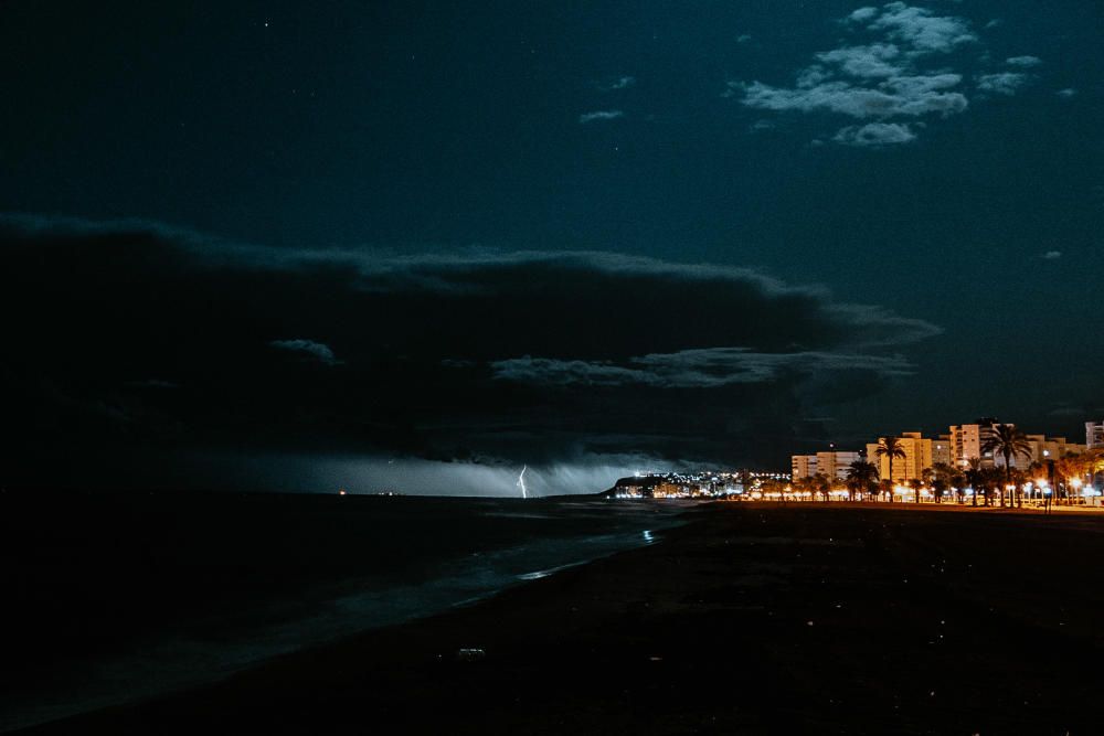 La gota fría deja imágenes impresionantes de la costa alicantina