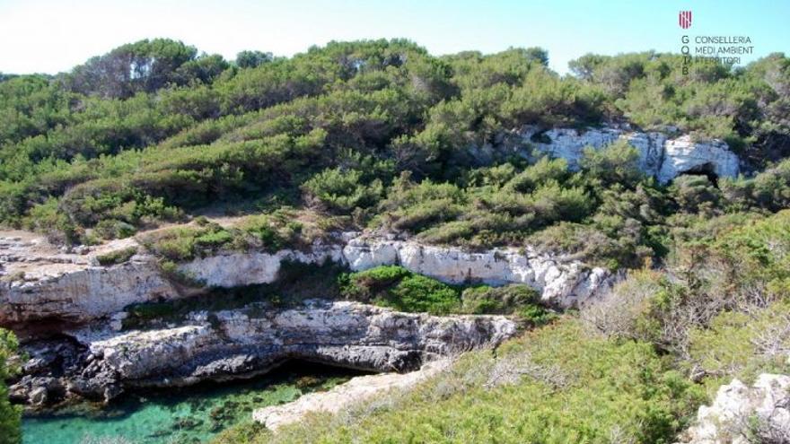 De Ses Fonts de N&#039;Alis al Caló des Savinar