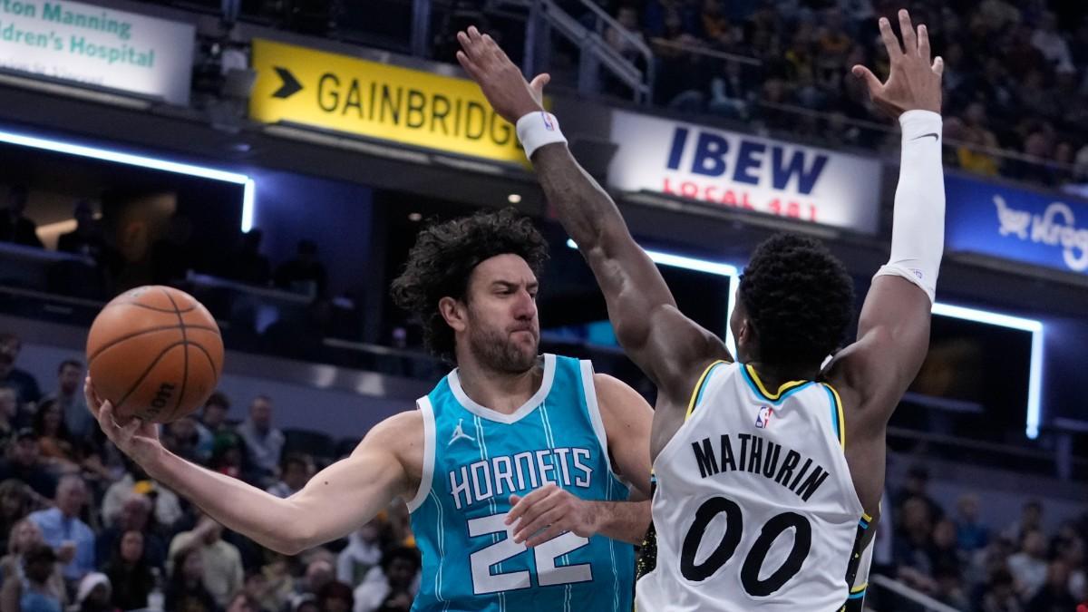 Micic está viviendo una temporada de altibajos en Charlotte