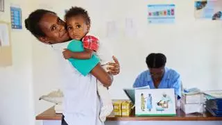 Tres de cada 4 bebés viven en países donde la baja cobertura de vacunación ya está provocando brotes de sarampión