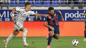 Resumen, goles y highlights del Huesca 1 - 1 Mirandés de la jornada 4 de LaLiga Hypermotion
