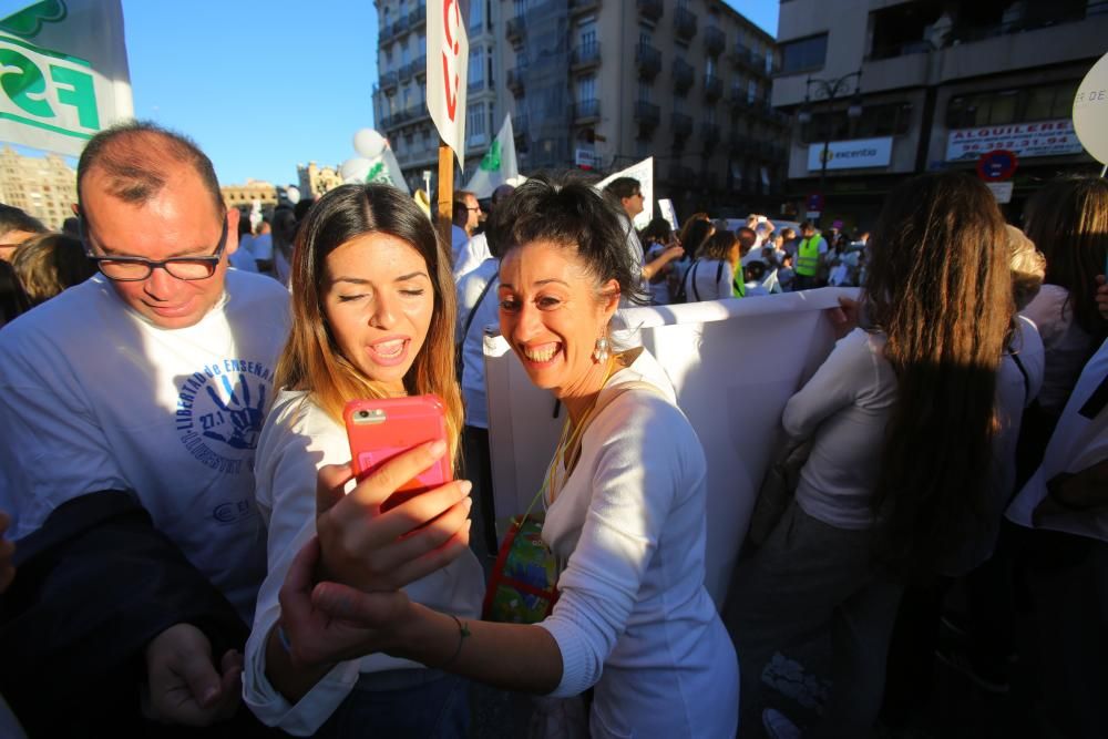 Manifestación a favor de la escuela concertada