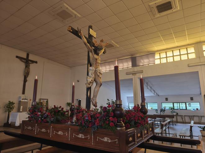 Así se prepara la cofradía del Humilladero de Cáceres para el Sábado de Pasión