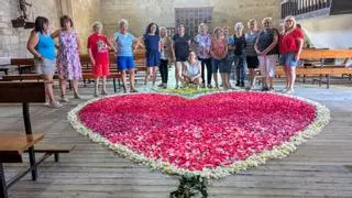 GALERÍA | Alfombra floral y altares en el Corpus de Fermoselle