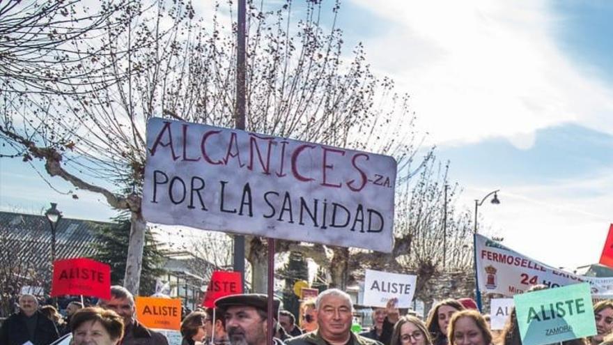 Alistanos en la manifestación por la sanidad que ya recorrió las calles de Valladolid el pasado enero.