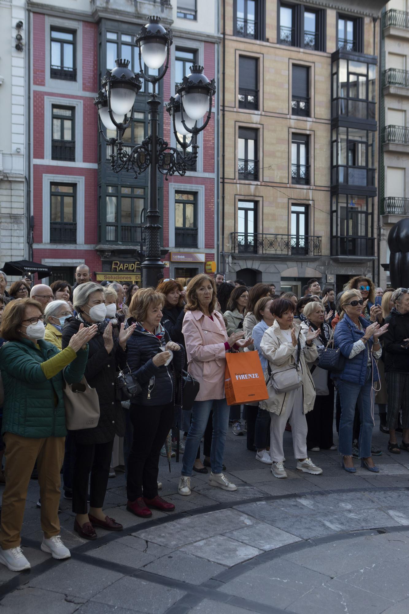 Entrega de la Medalla de Oro de la ciudad a la Fundación Ópera de Oviedo