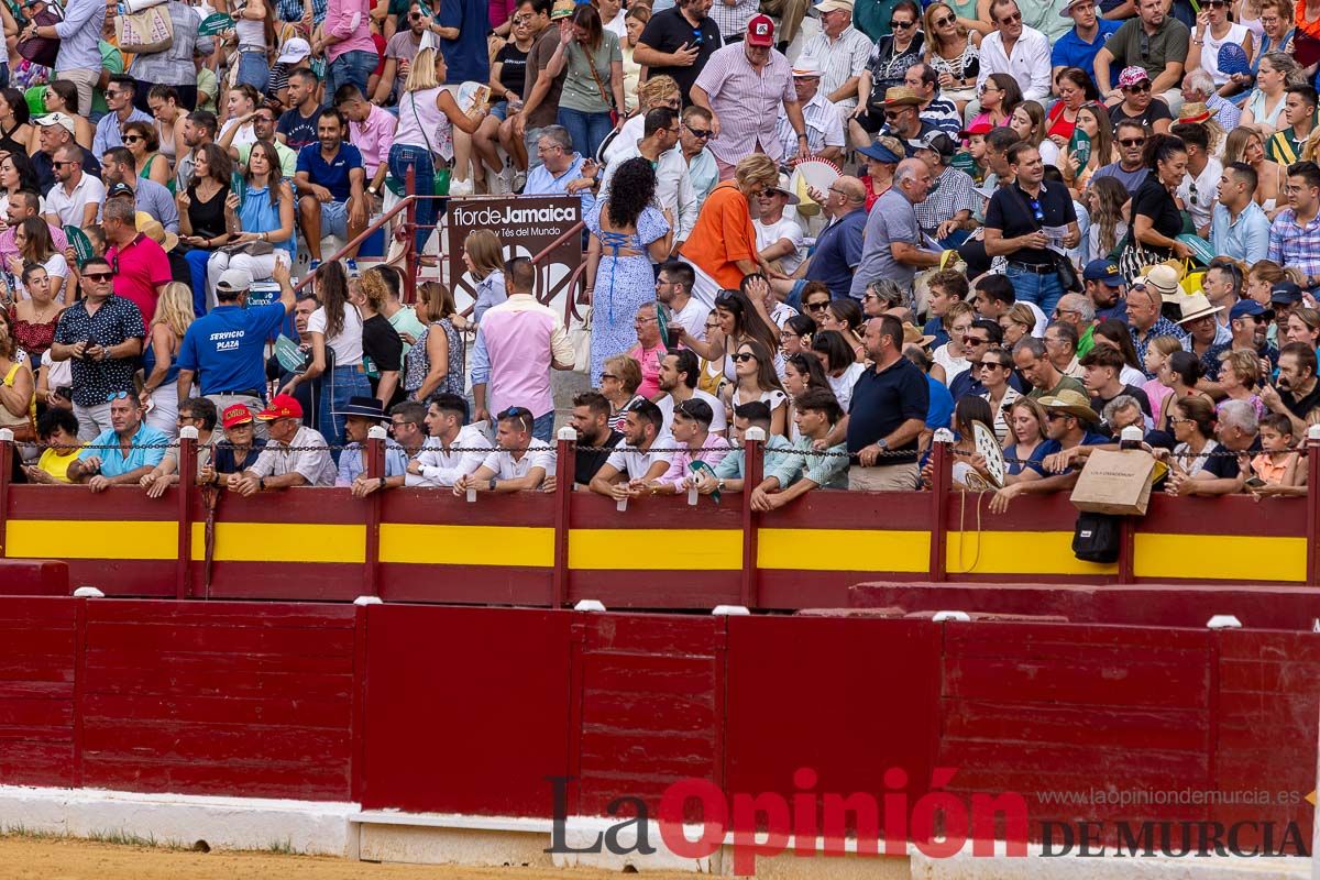 Así se ha vivido en los tendidos la corrida de rejones de la Feria Taurina de Murcia