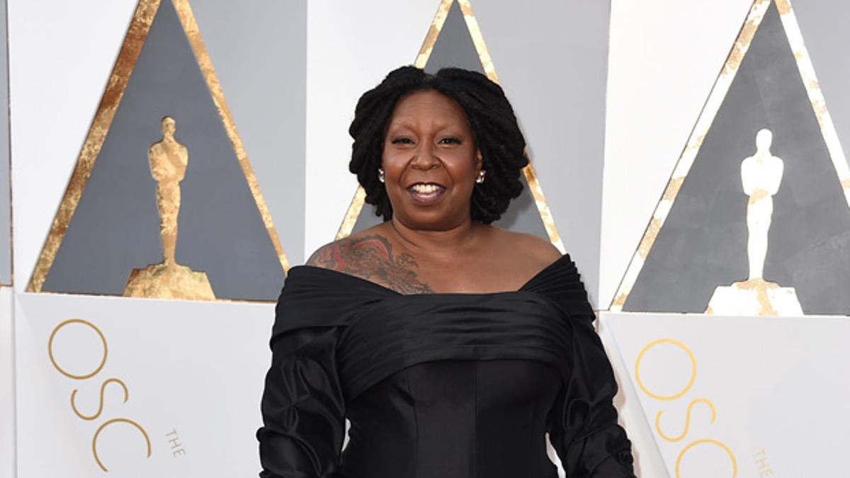 Premios Oscar 2016: la pulsera de araña de Whoopi Goldberg