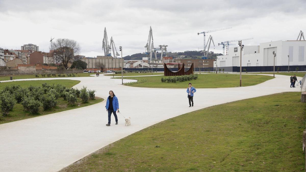 El futuro de Naval Azul proyecta un nuevo edificio para el Acuario de Gijón y un gran paseo hasta Poniente