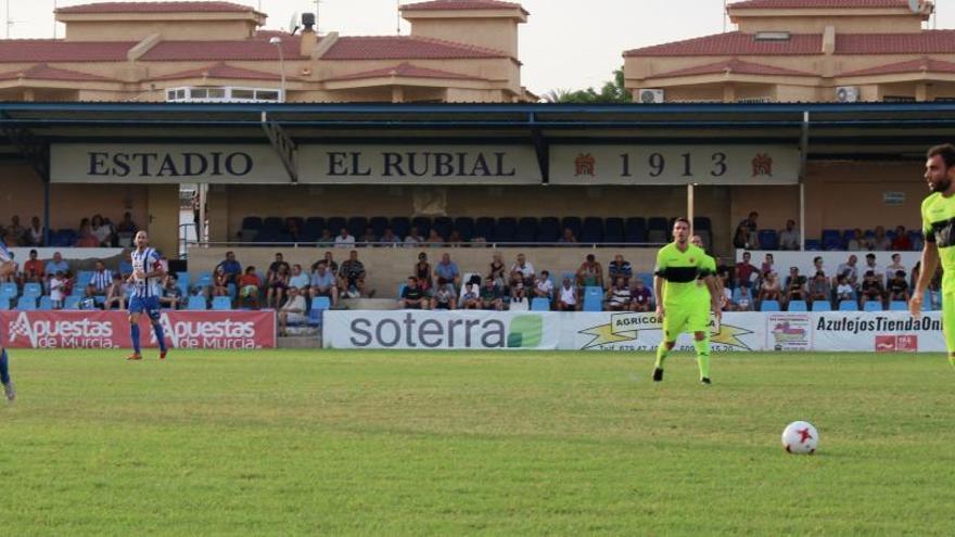 Imagen del Elche en el amistoso de Águilas.