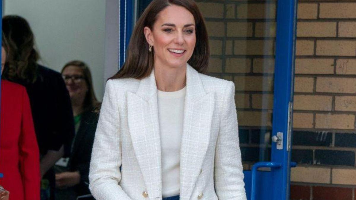 Kate Middleton con la chaqueta que arrasa en Zara