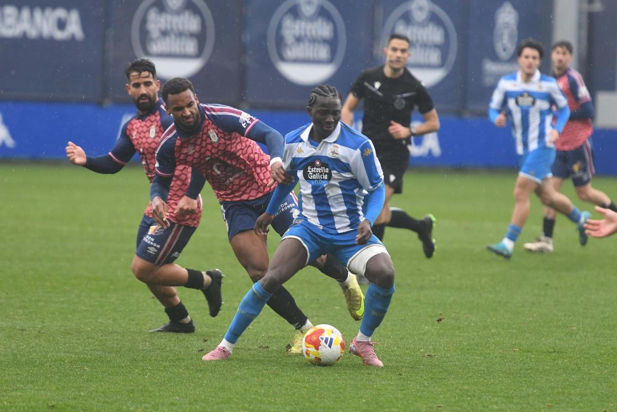 Liderato para el Fabril tras vencer al Real Ávila (2-1)