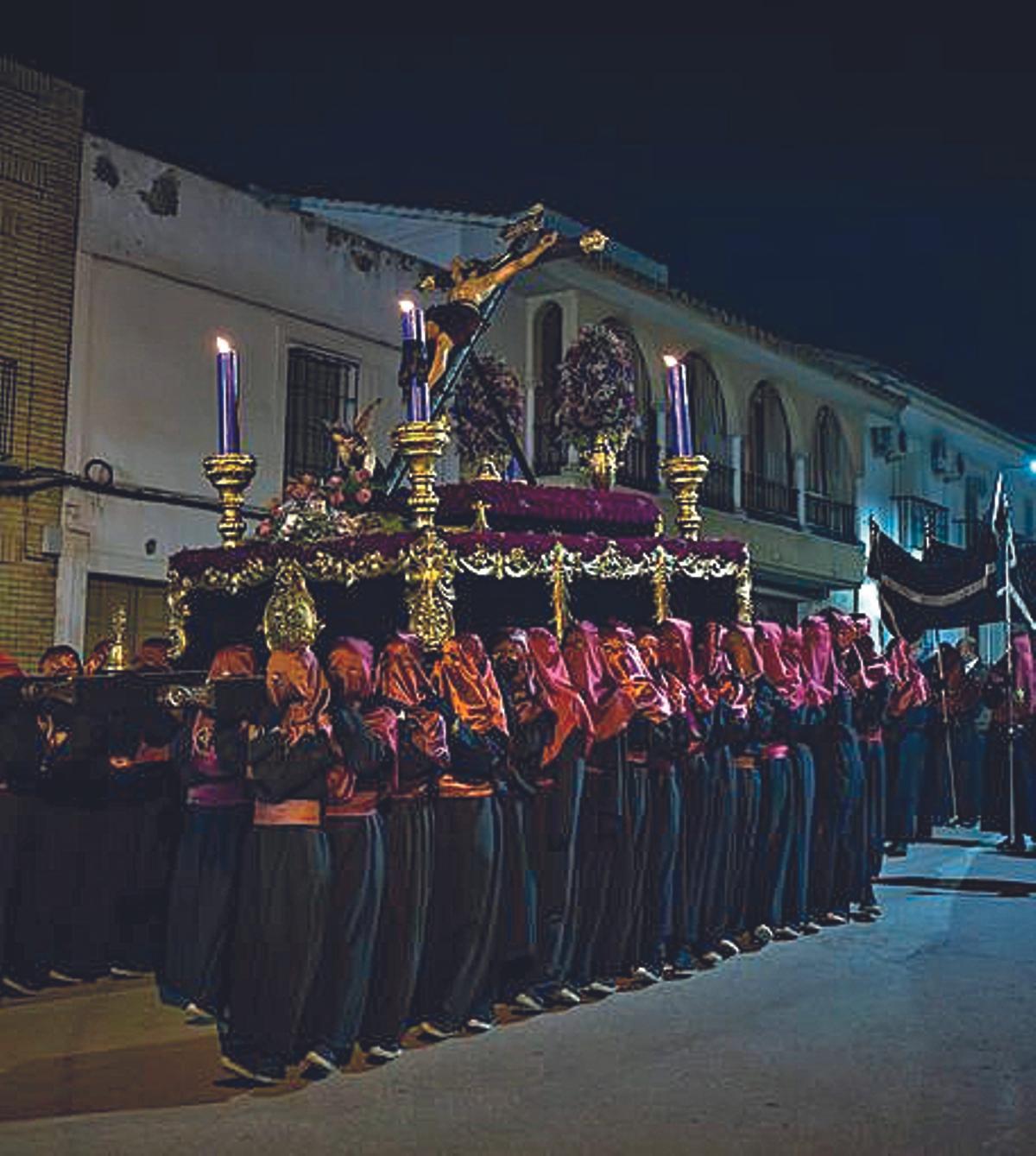 Cristo de la Salud y palio de Respeto el Martes Santo.