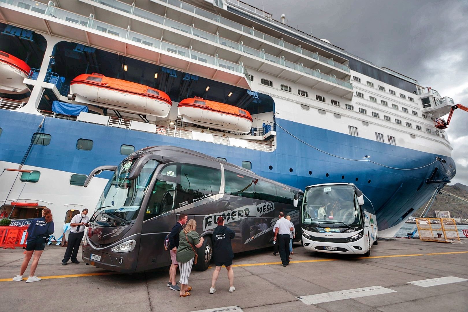 Llegada de más 8.000 cruceristas al Puerto de Santa Cruz