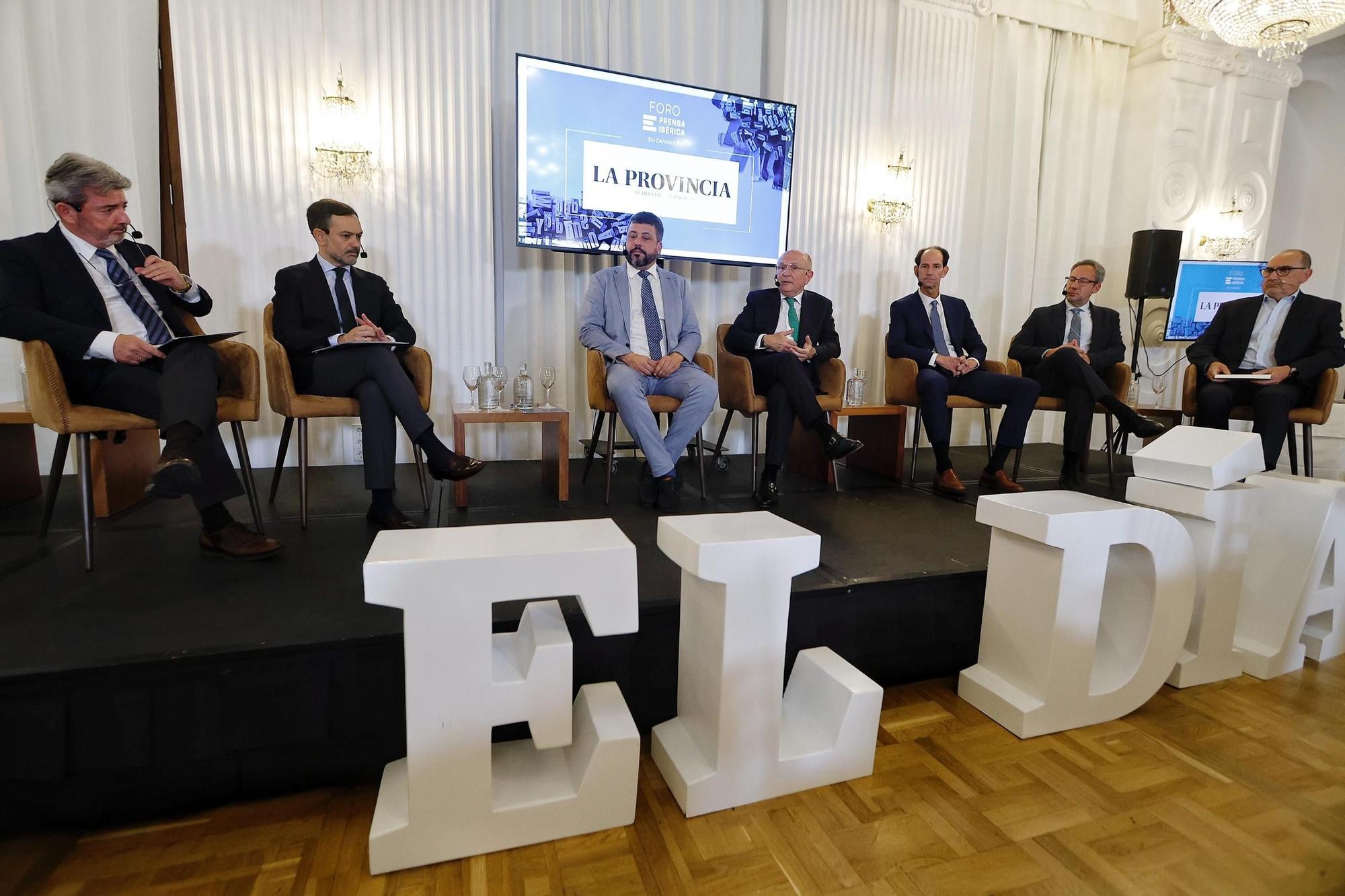 Foro sobre 'Conectividad turística' de EL DÍA y la CEOE
