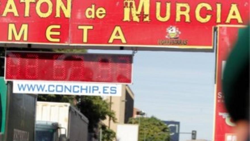 I Maratón de Murcia: Llegada a meta