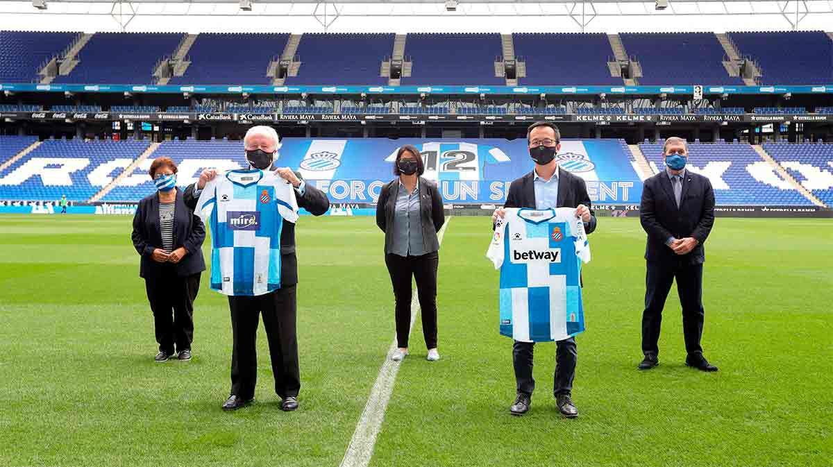 El Espanyol presenta los actos del 120 aniversario