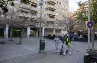 La Policía Local desaconsejó el eje cívico de Cotlliure por la presencia de indigentes