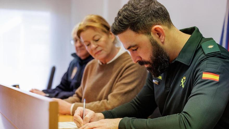 La Guardia Civil reabre la oficina de atención al ciudadano en Albatera
