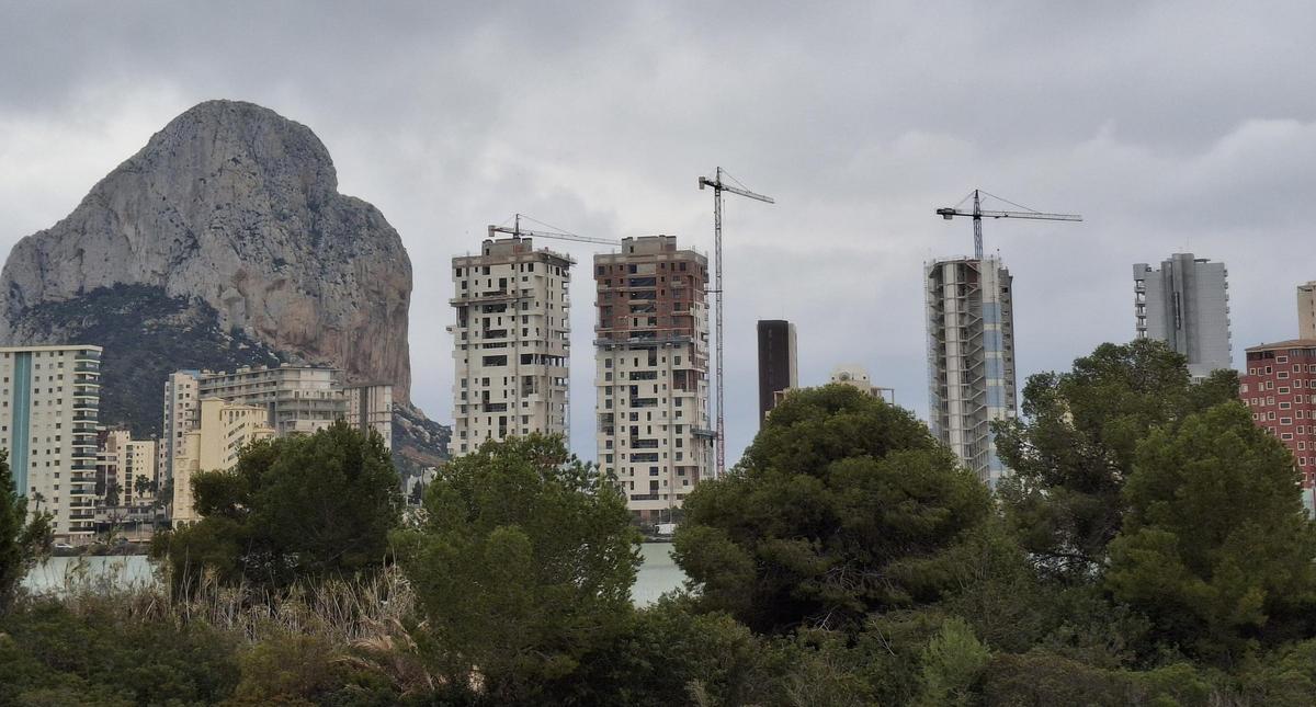 La gran paradoja: se construye mucho, pero no hay vivienda a precio asequible