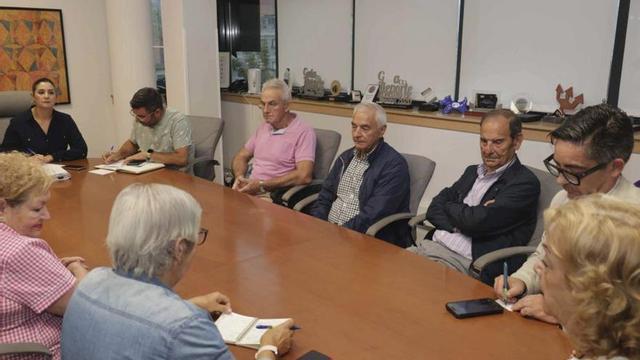 Un momento de la reunión celebrada este miércoles. | PABLO HERNÁNDEZ GAMARRA