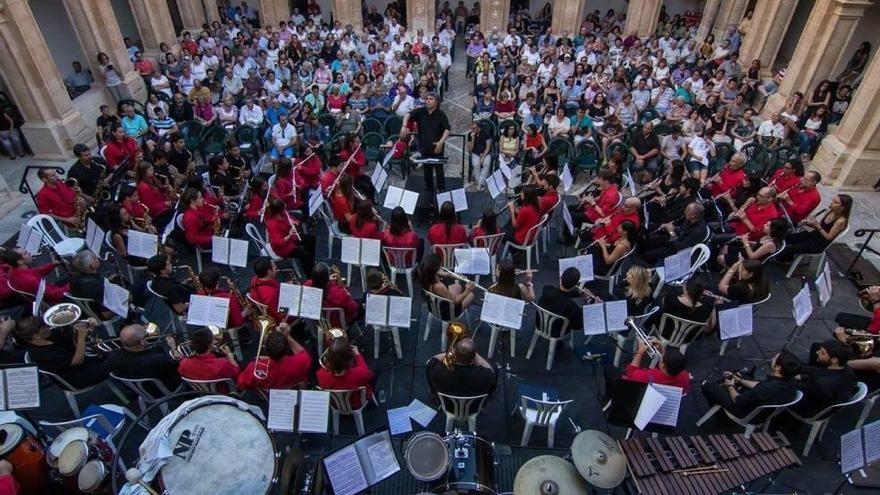 Concierto de bandas de Llucmajor y Girona